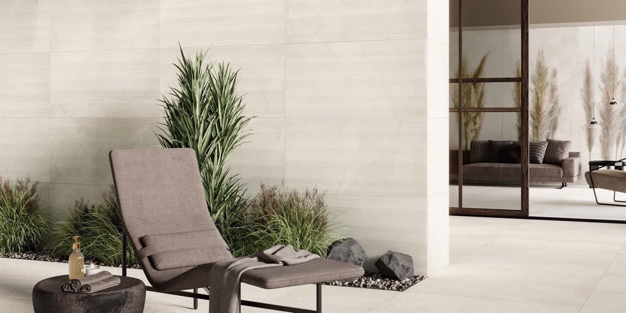 Portraits Comblanchien AExtra20 60x120; Portraits Comblanchien 120x120 Matt; Portraits Comblanchien 60x120 Matt; Portraits Comblanchien 60x120 Groove; Deco Solutions Pampa 120x278 Matt (Slider)