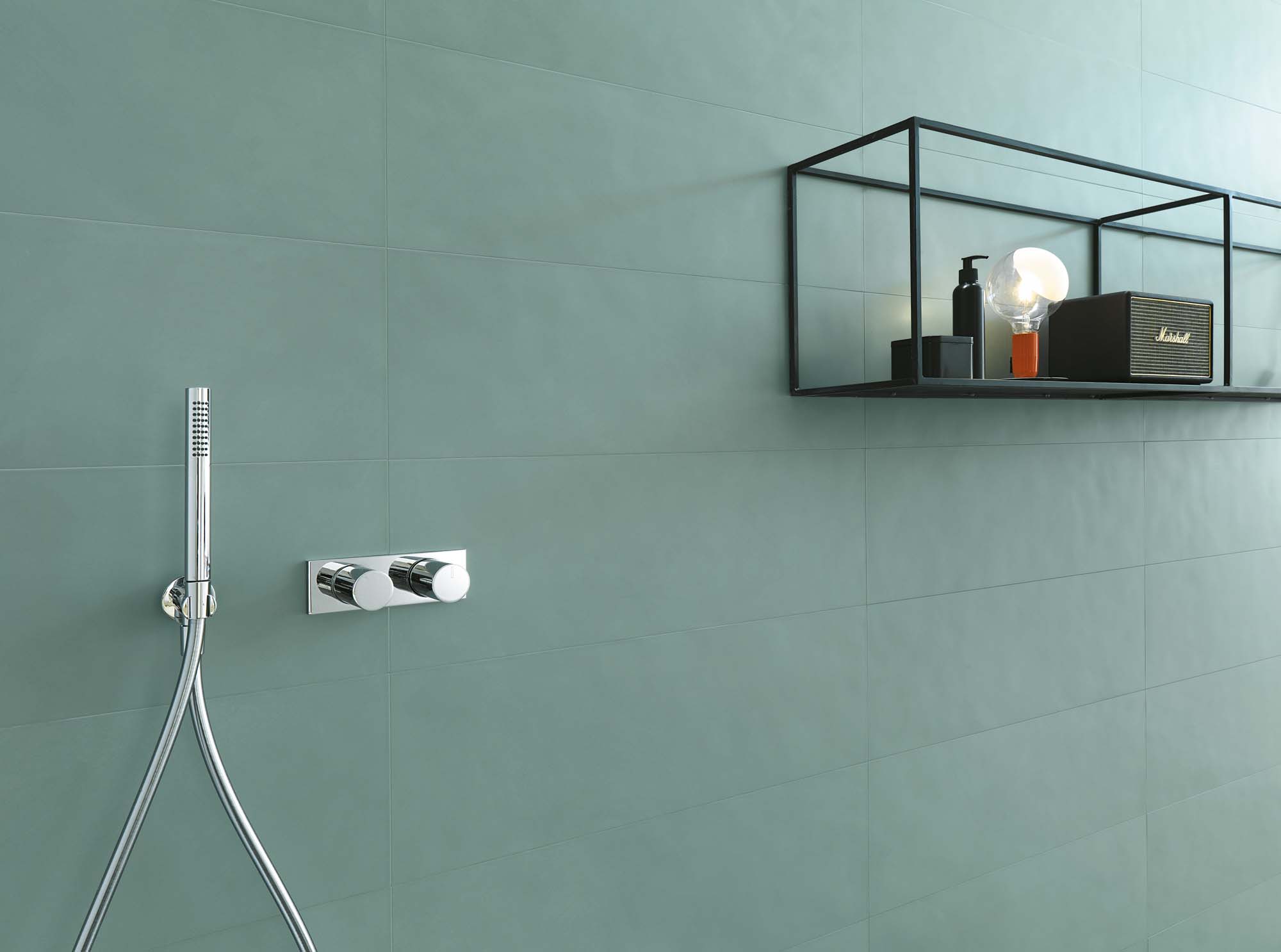 colour line green tile
