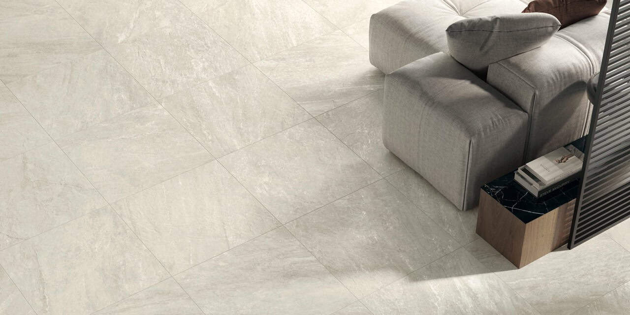Quartz Essence Flake 60x60 Matt; Quartz Essence Flake 30x60 Out NR; Quartz Essence Flake 10x60/30x60/60x60 Matt; Anima Nero Atlante 120x278 Silk (Slider)