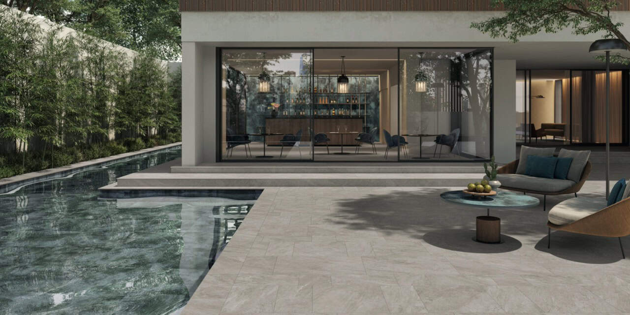 Quartz Essence Rocky AExtra20 Modulo 4 30x30/30x60/60x60/60x90 Textured; Quartz Essence Rocky 60x120 Matt; Alchemy Navy 120x278 Matt; Alchemy Navy 120x120 Matt (Slider)